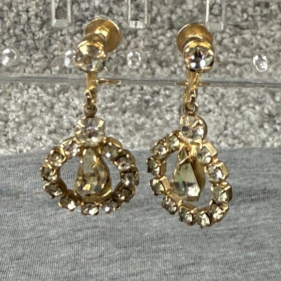 Vintage Gold-Tone Screw Back Clip-On Earrings Clear Rhinestones Teardrop Accent - Picture 13 of 16